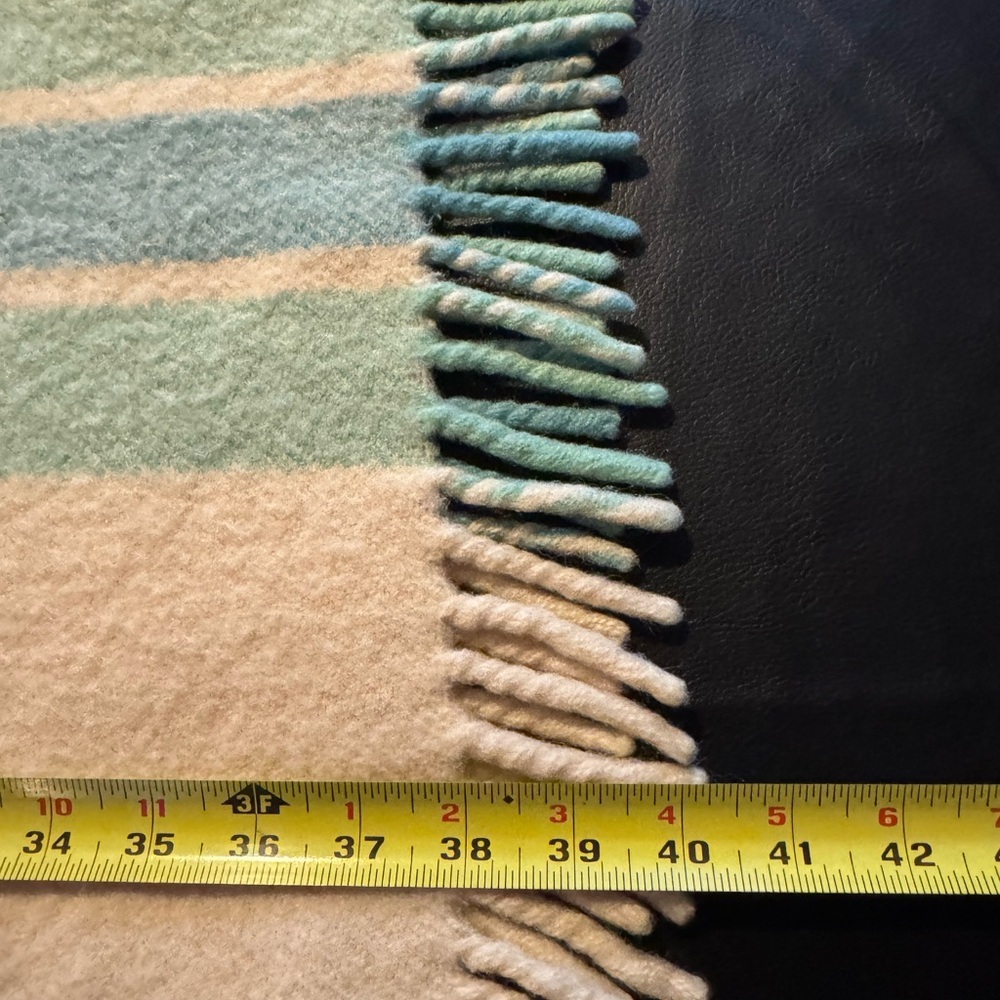 Vintage Royal Rose Wool Blanket Made in Great Britain Plaid Throw Fringe - Picture 8 of 9